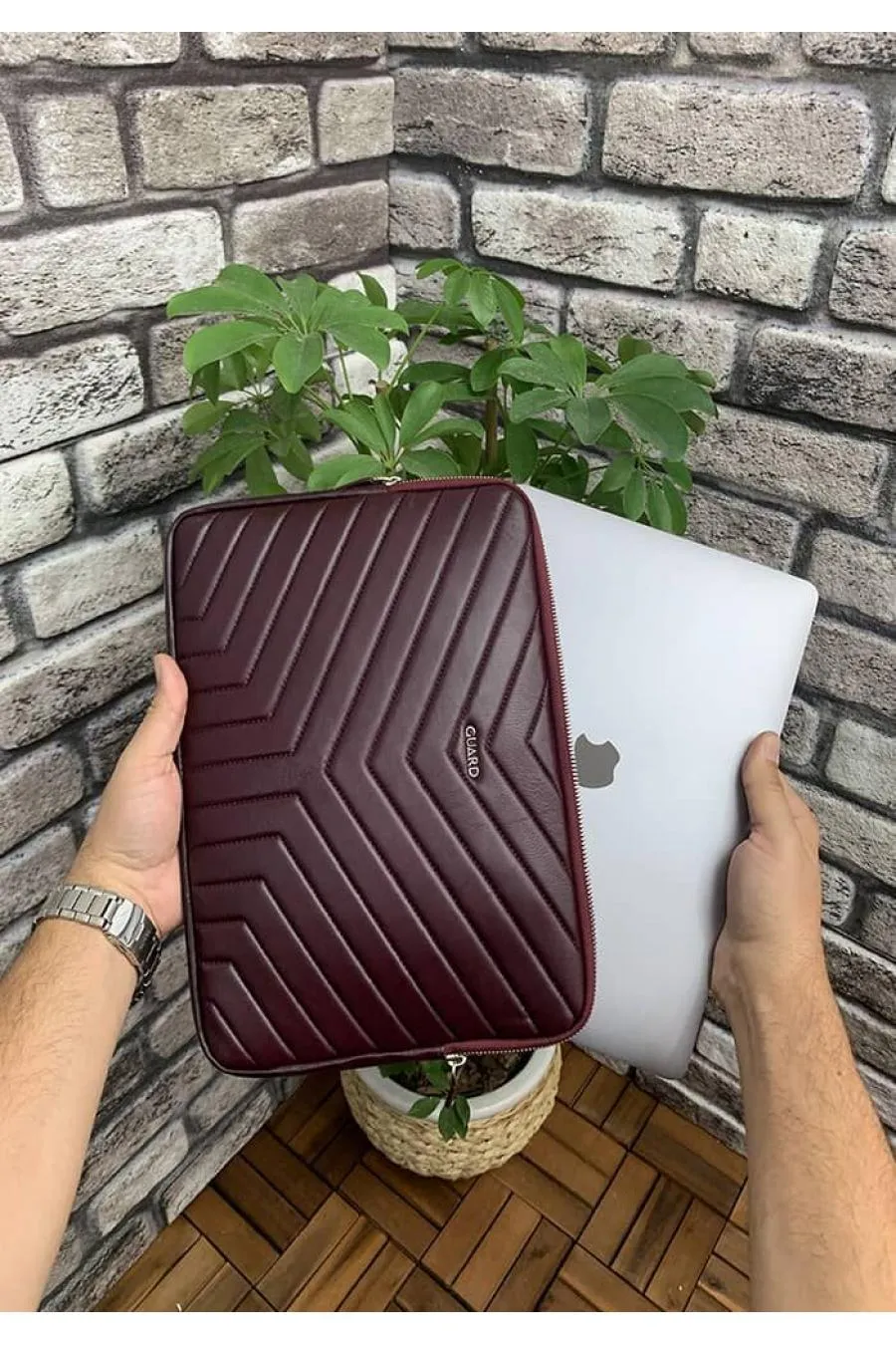 Bordo Üçgen Desen  Clutch Çanta