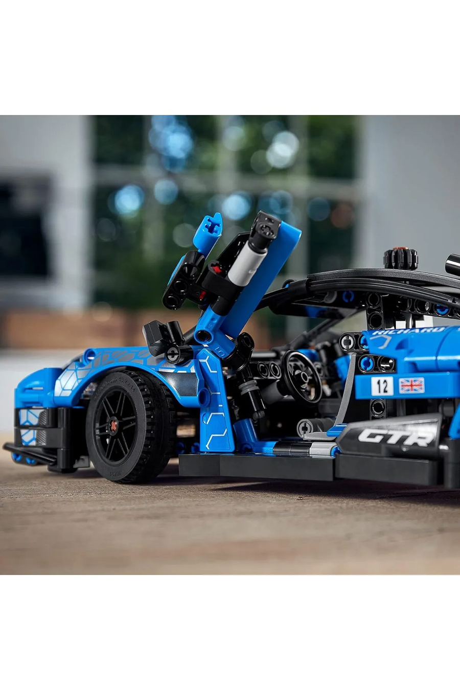 ® Technic McLaren Senna GTR™ 42123 - Yetişkinler İçin Koleksiyonluk Model Yapım Seti (830 Parça)